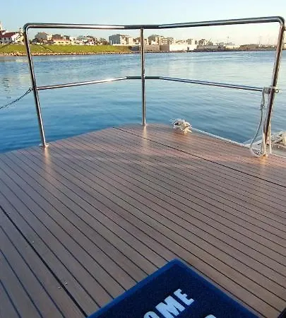 Floating Experience - Casa Flutuante A 25 Min Do Porto Povoa de Varzim