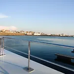 Floating Experience - Casa Flutuante A 25 Min Do Porto Hotel na wodzie