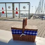 Hotel na wodzie Floating Experience - Casa Flutuante A 25 Min Do Porto Póvoa de Varzim