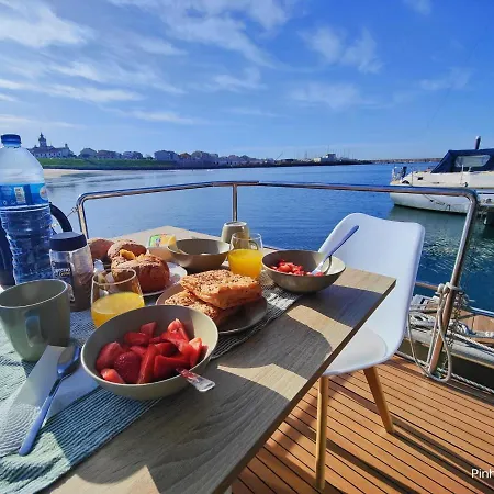 Bateau-hôtel Floating Experience - Casa Flutuante A 25 Min Do Porto